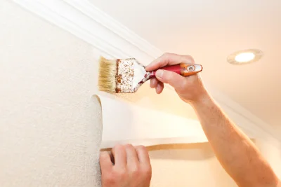 Pose de papier peint aux Gours — revêtements muraux et toiles de verre
